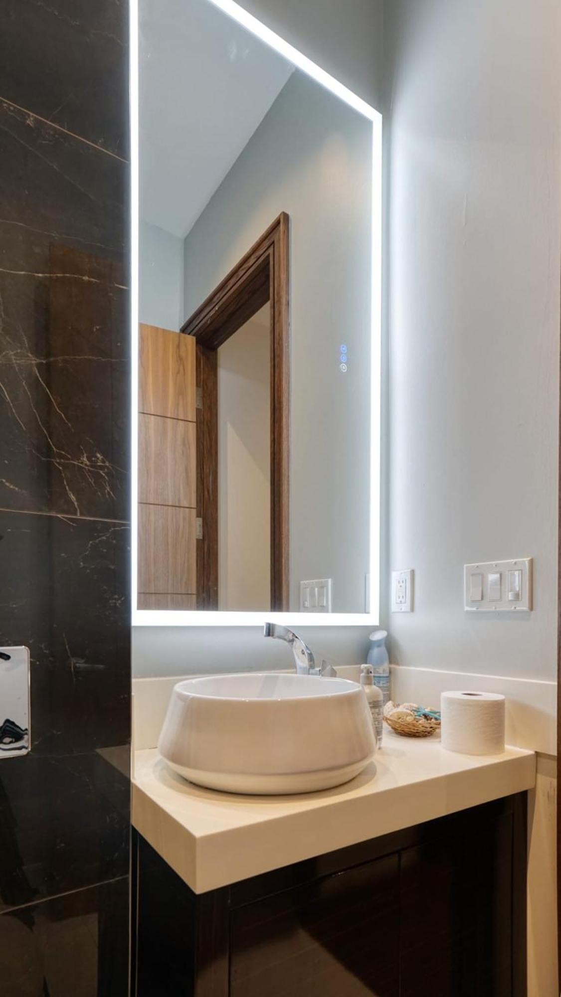 شقة Toronto Modern House المظهر الخارجي الصورة